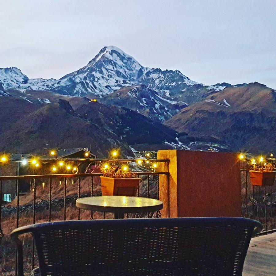 Apartment Nikolo Kazbegi Exterior foto